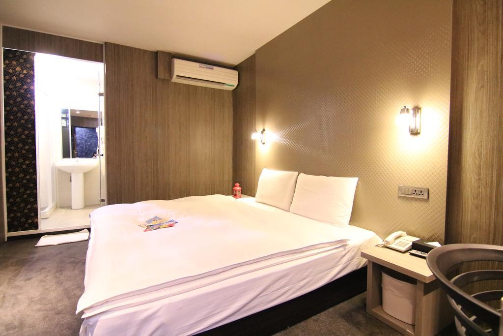 Ximen 101 - S Hotel Taipeh Exterior foto